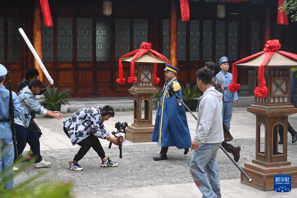 双赢彩票浙江湖州：废弃造纸厂变身影视城(图2)